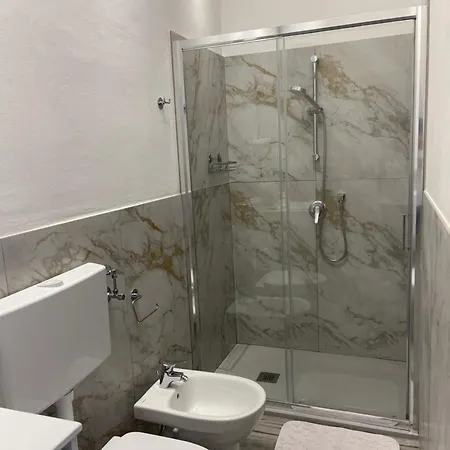 Melissa Oda ve Kahvaltı 4*